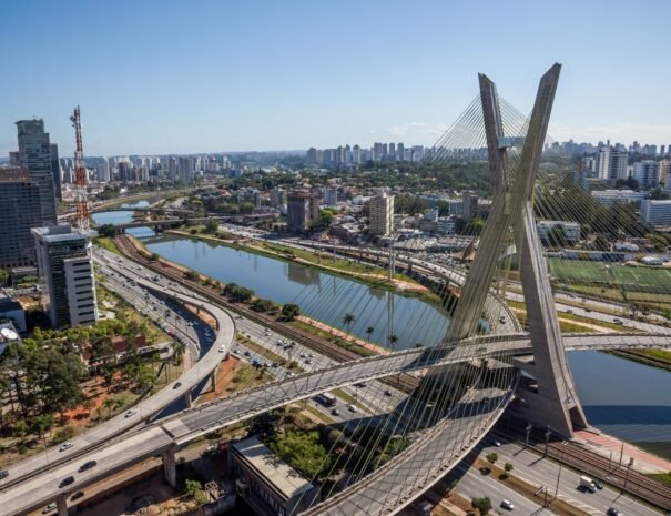 Sao Paulo Tour Suspension bridge - Brooklyn